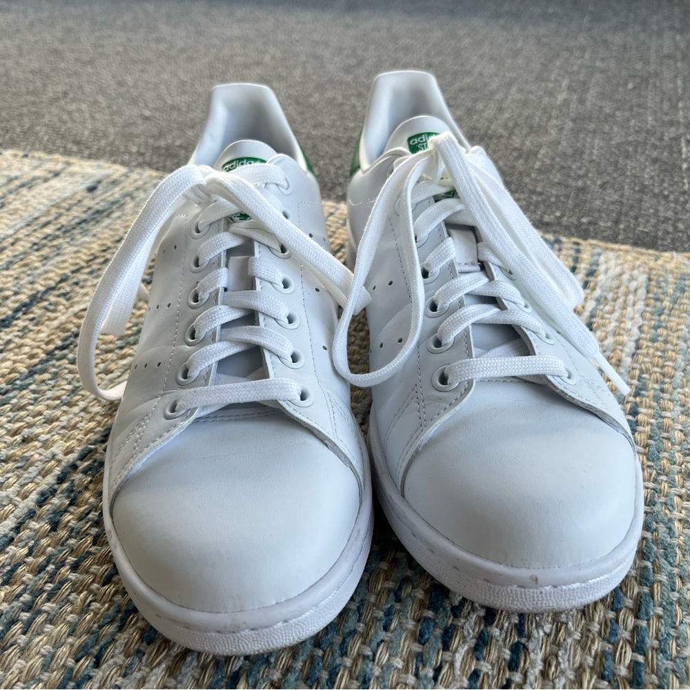 Adidas Stan Smith (Women’s)